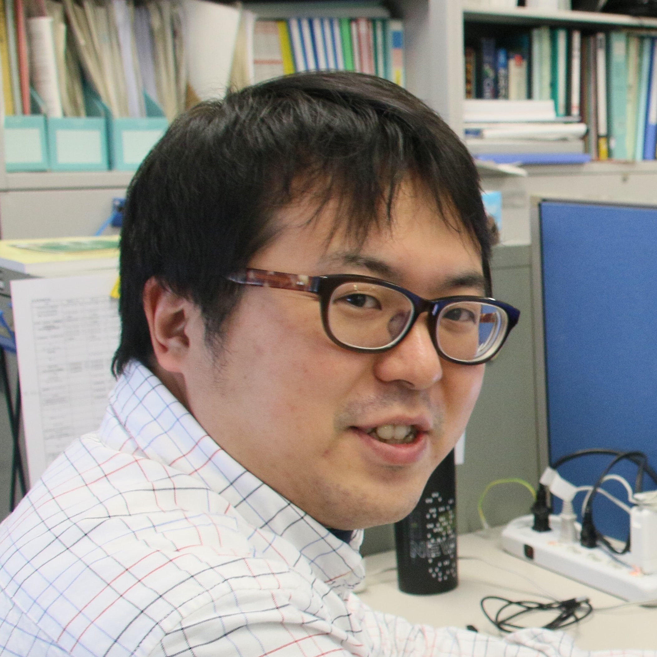 >Dr. Tomohiro Fukushima